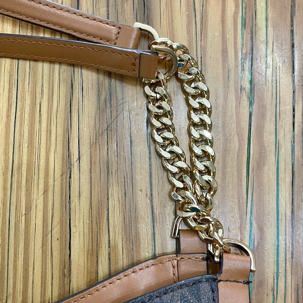 Michael Kors Newbury Signature Canvas Shoulder Tote Brown Gold Chain Hardware MK - Picture 4 of 11